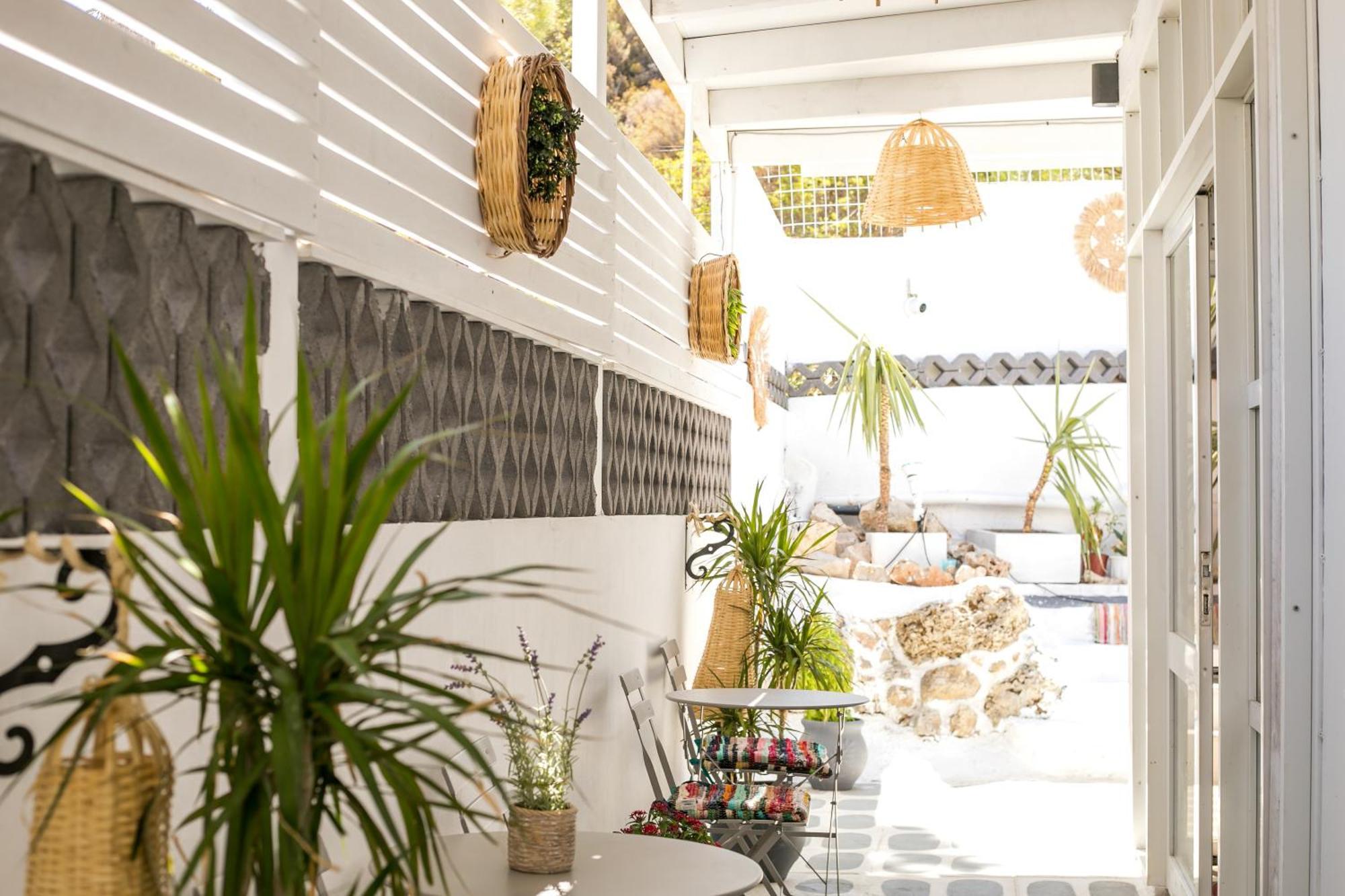 Casa Mikele By Sarikas - Sea Side Suites And Studios -Adults Only Faliráki Kültér fotó
